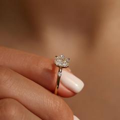 Nangi fine jewelry - white lab-grown diamond ring in gold