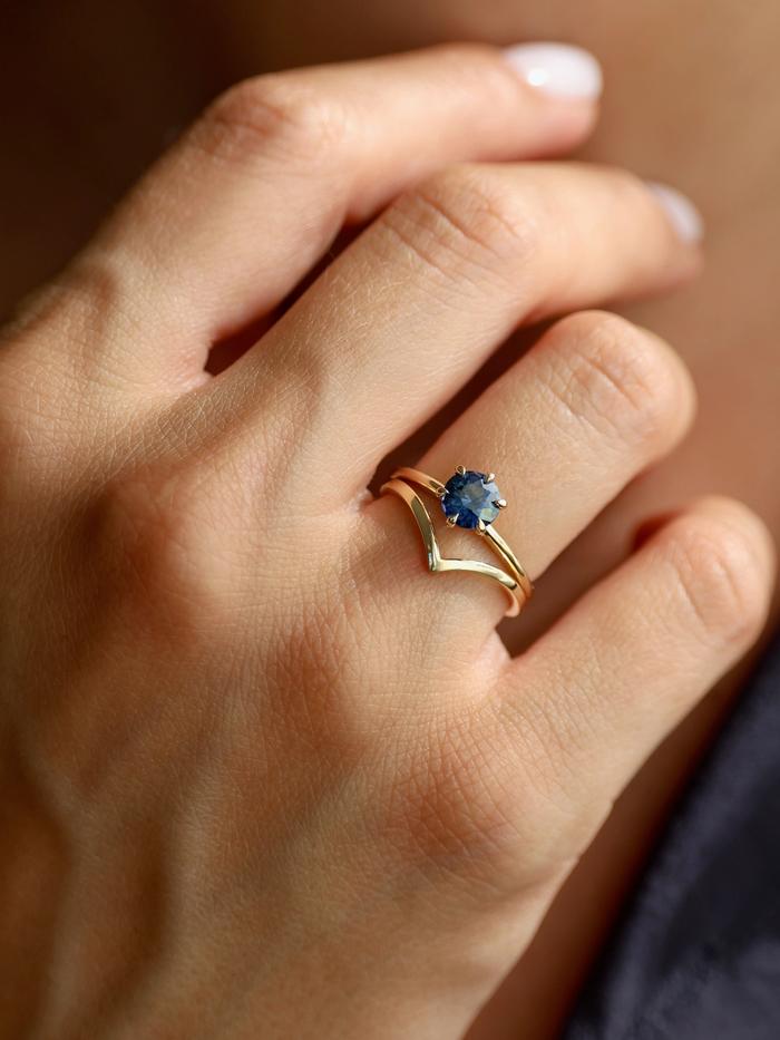 Nangi fine jewelry - teal / Peacock ring in yellow gold