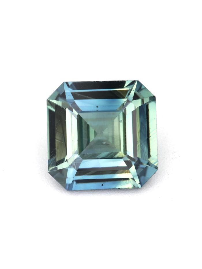 Nangi fine jewelry - teal / Peacock gemstone in gold