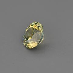 Nangi fine jewelry - yellow gemstone in gold