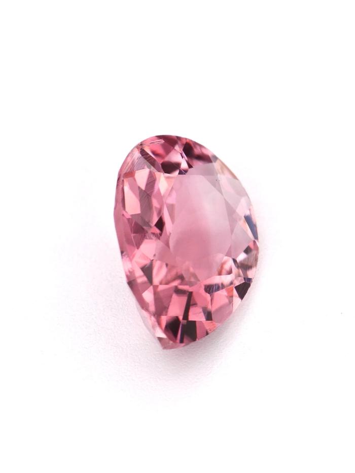 Nangi fine jewelry - pink gemstone in gold