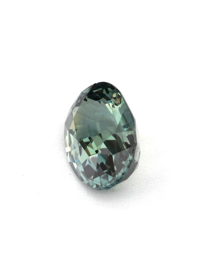 Nangi fine jewelry - green gemstone in gold