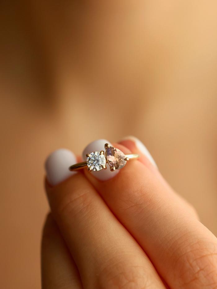Nangi fine jewelry - brown ring in yellow gold