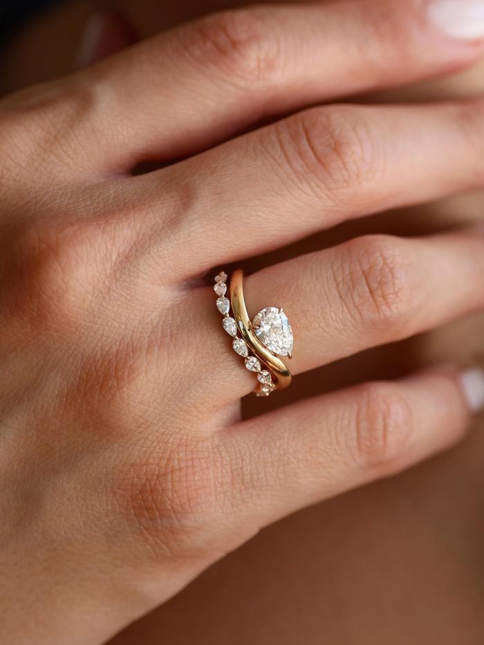 Nangi fine jewelry - ring in yellow gold