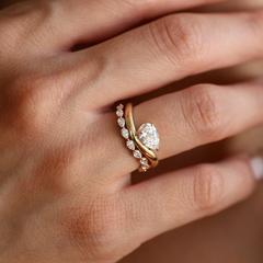 Nangi fine jewelry - ring in yellow gold