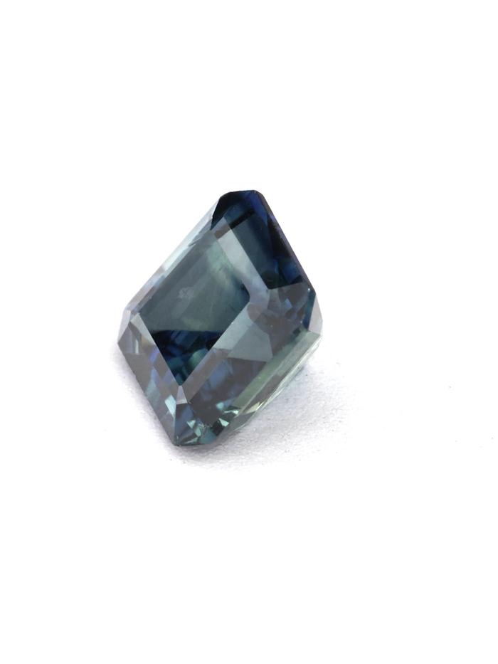 Nangi fine jewelry - teal / Peacock gemstone in gold