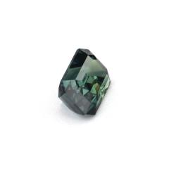 Nangi fine jewelry - green sapphire gemstone in gold
