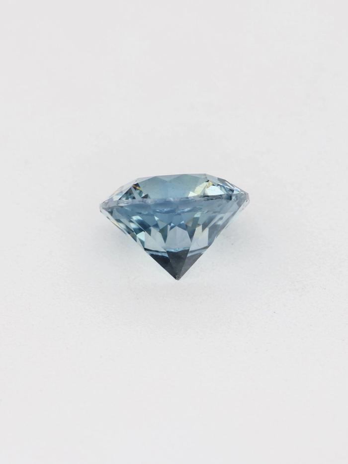 Nangi fine jewelry - blue sapphire gemstone in gold