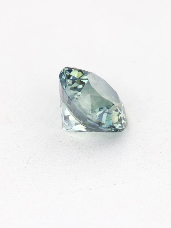 Nangi fine jewelry - blue gemstone in gold