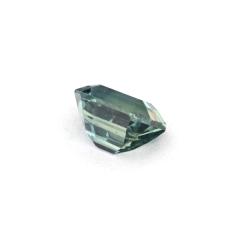 Nangi fine jewelry - teal / Peacock sapphire gemstone in gold