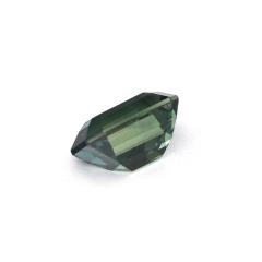 Nangi fine jewelry - green sapphire gemstone in gold
