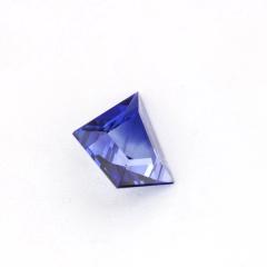 Nangi fine jewelry - blue gemstone in gold