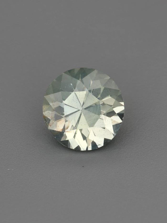 Nangi fine jewelry - yellow sapphire gemstone in gold