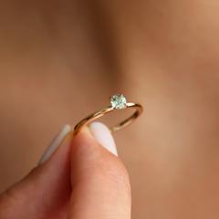 Nangi fine jewelry - green ring in gold