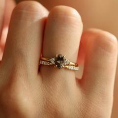 Nangi fine jewelry - brown ring in yellow gold