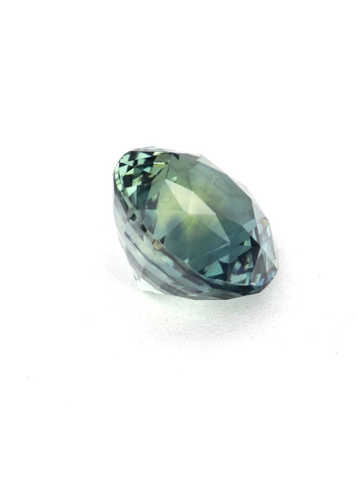 Nangi fine jewelry - green gemstone in gold