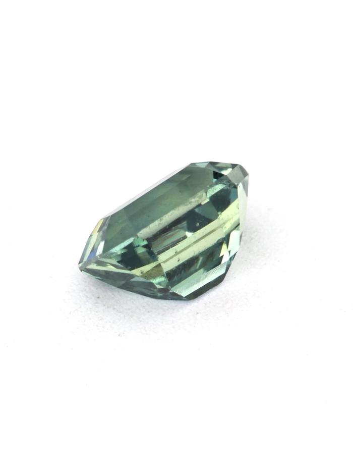 Nangi fine jewelry - teal / Peacock sapphire gemstone in gold