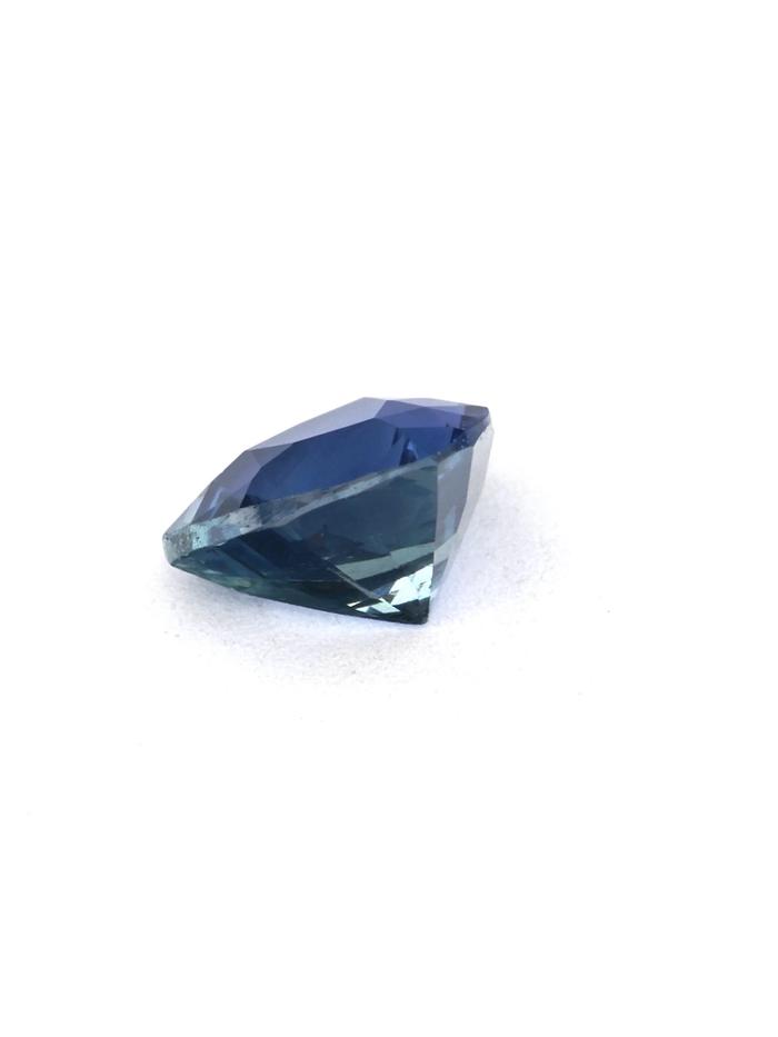 Nangi fine jewelry - blue gemstone in gold
