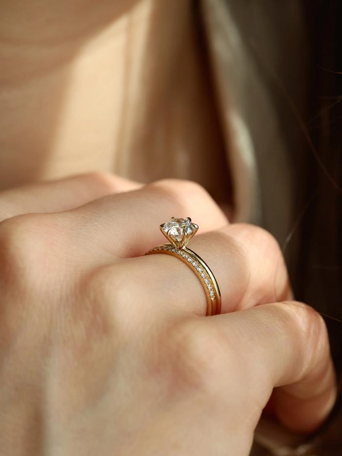Nangi fine jewelry - white ring in gold