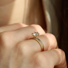 Nangi fine jewelry - white ring in gold