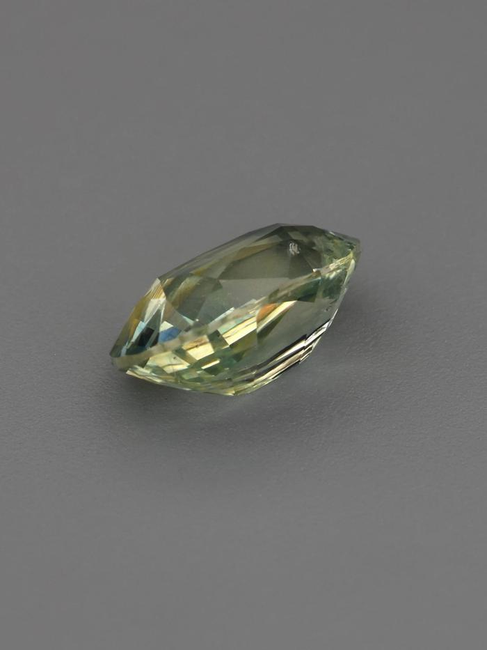 Nangi fine jewelry - yellow sapphire gemstone in gold