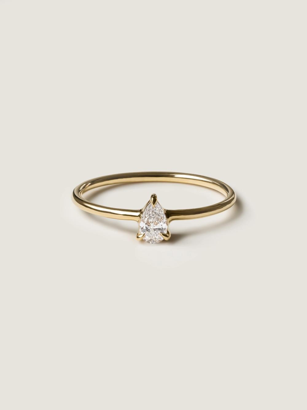 Petite Drop Diamond Ring – 0.20 Carat