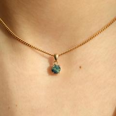 Nangi fine jewelry - teal / Peacock pendant in yellow gold