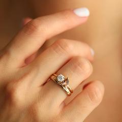 Nangi fine jewelry - brown ring in yellow gold