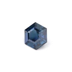 Nangi fine jewelry - blue gemstone in gold