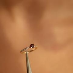 Nangi fine jewelry - red ruby ring in yellow gold