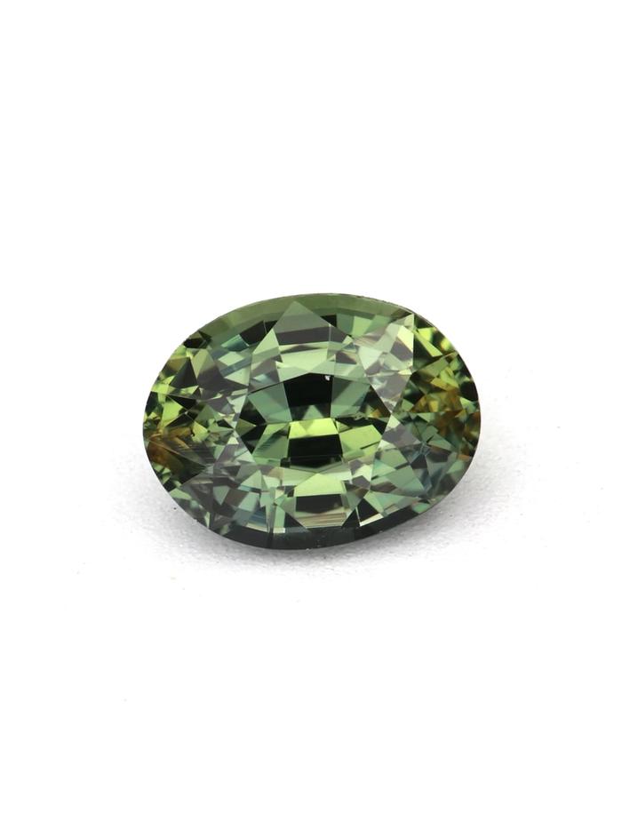 Nangi fine jewelry - green sapphire gemstone in gold
