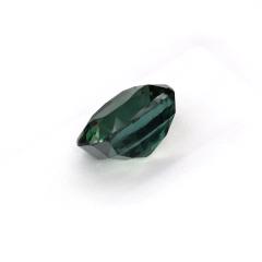 Nangi fine jewelry - green sapphire gemstone in gold