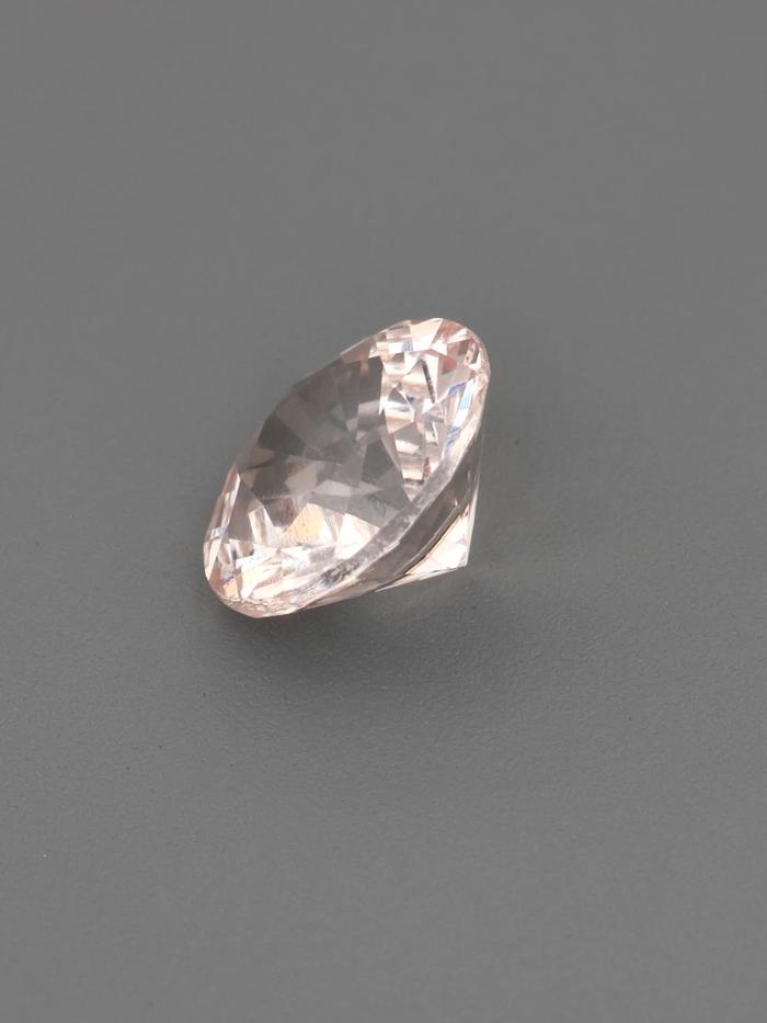 Nangi fine jewelry - champagne gemstone in gold