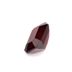 Nangi fine jewelry - red ruby gemstone in gold