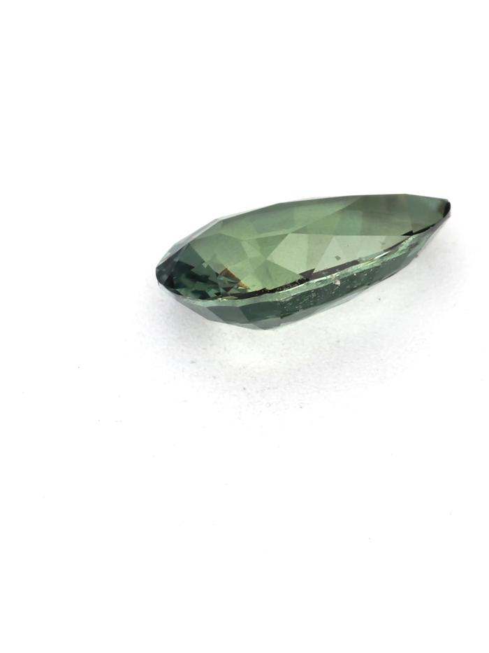 Nangi fine jewelry - green gemstone in gold