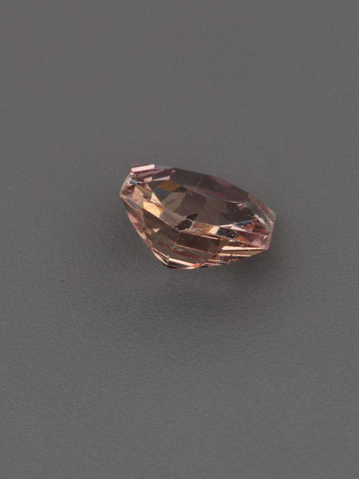 Nangi fine jewelry - pink gemstone in gold