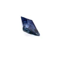 Nangi fine jewelry - blue gemstone in gold