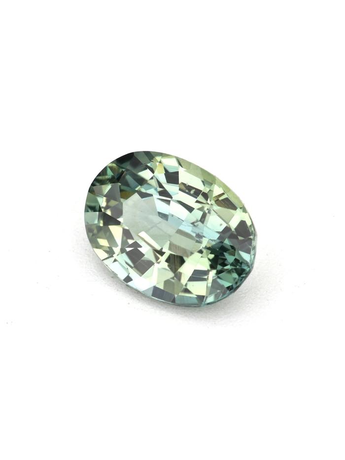 Nangi fine jewelry - green gemstone in gold