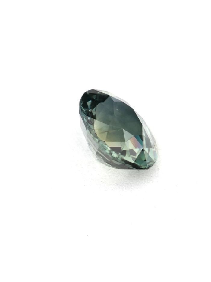 Nangi fine jewelry - green gemstone in gold