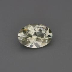 Nangi fine jewelry - green gemstone in gold