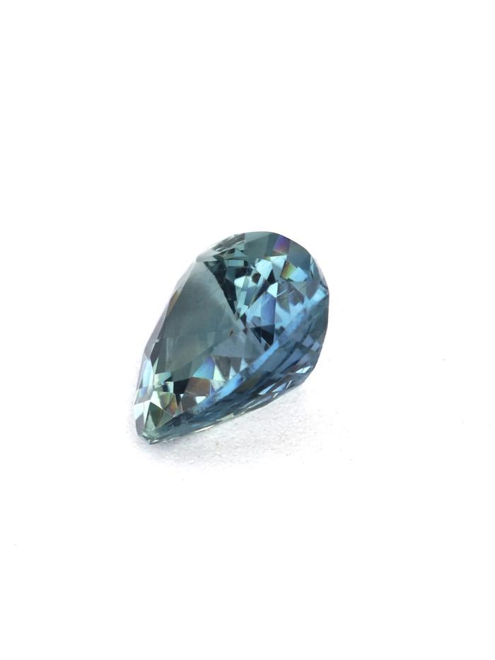 Nangi fine jewelry - teal / Peacock gemstone in gold