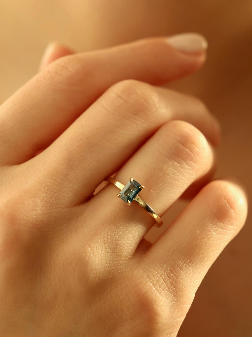 Blue Emerald Sapphire Ring