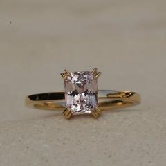 Nangi fine jewelry - pink sapphire ring in yellow gold