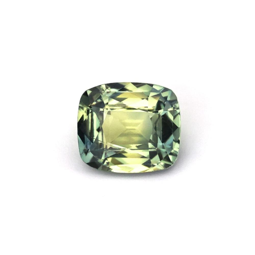 Nangi fine jewelry - sapphire gemstone in gold