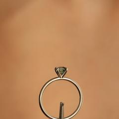 Nangi fine jewelry - blue sapphire ring in white gold