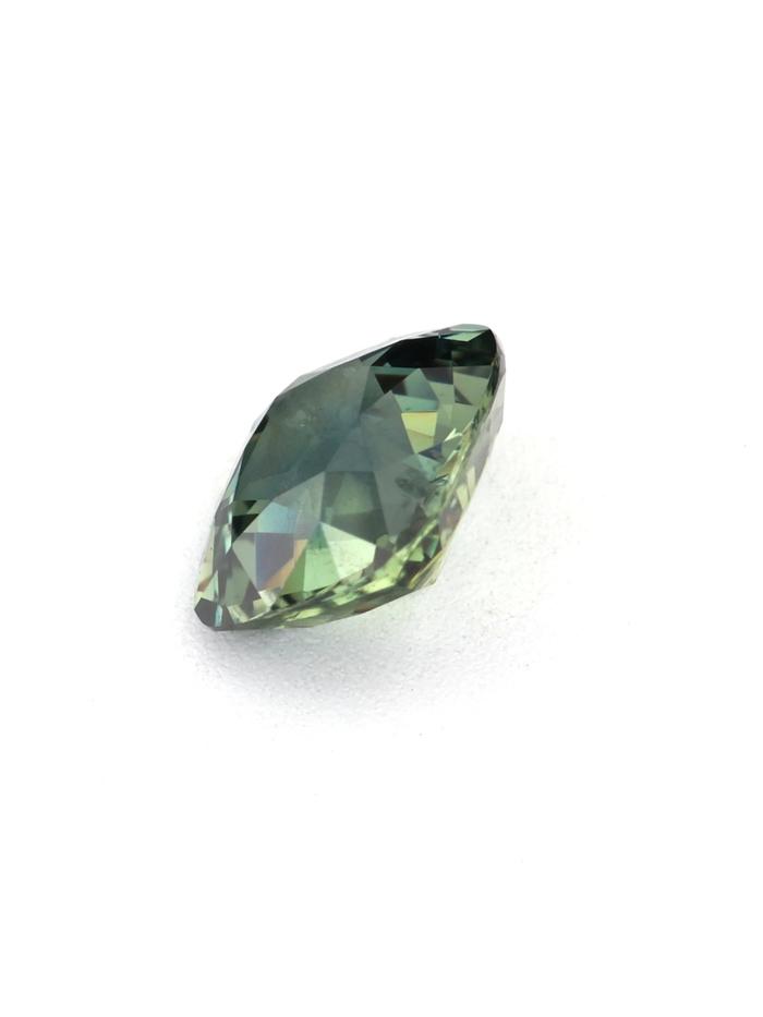 Nangi fine jewelry - green gemstone in gold