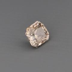 Nangi fine jewelry - champagne sapphire gemstone in gold