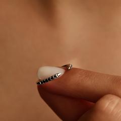 Nangi fine jewelry - black sapphire ring in white gold