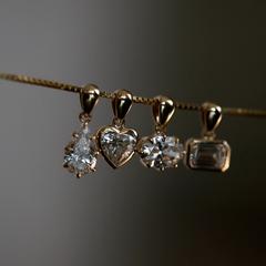 Nangi fine jewelry - white lab-grown diamond pendant in yellow gold