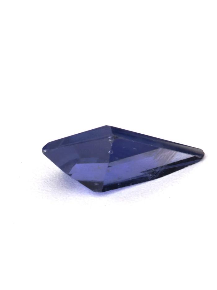 Nangi fine jewelry - purple gemstone in gold